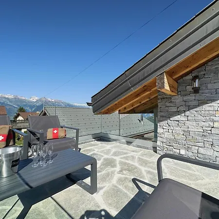 Pilanous House - Penthouse - Swiss Alps *