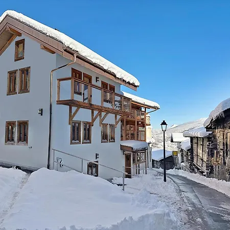 Pilanous House - Penthouse - Swiss Alps * Нанда